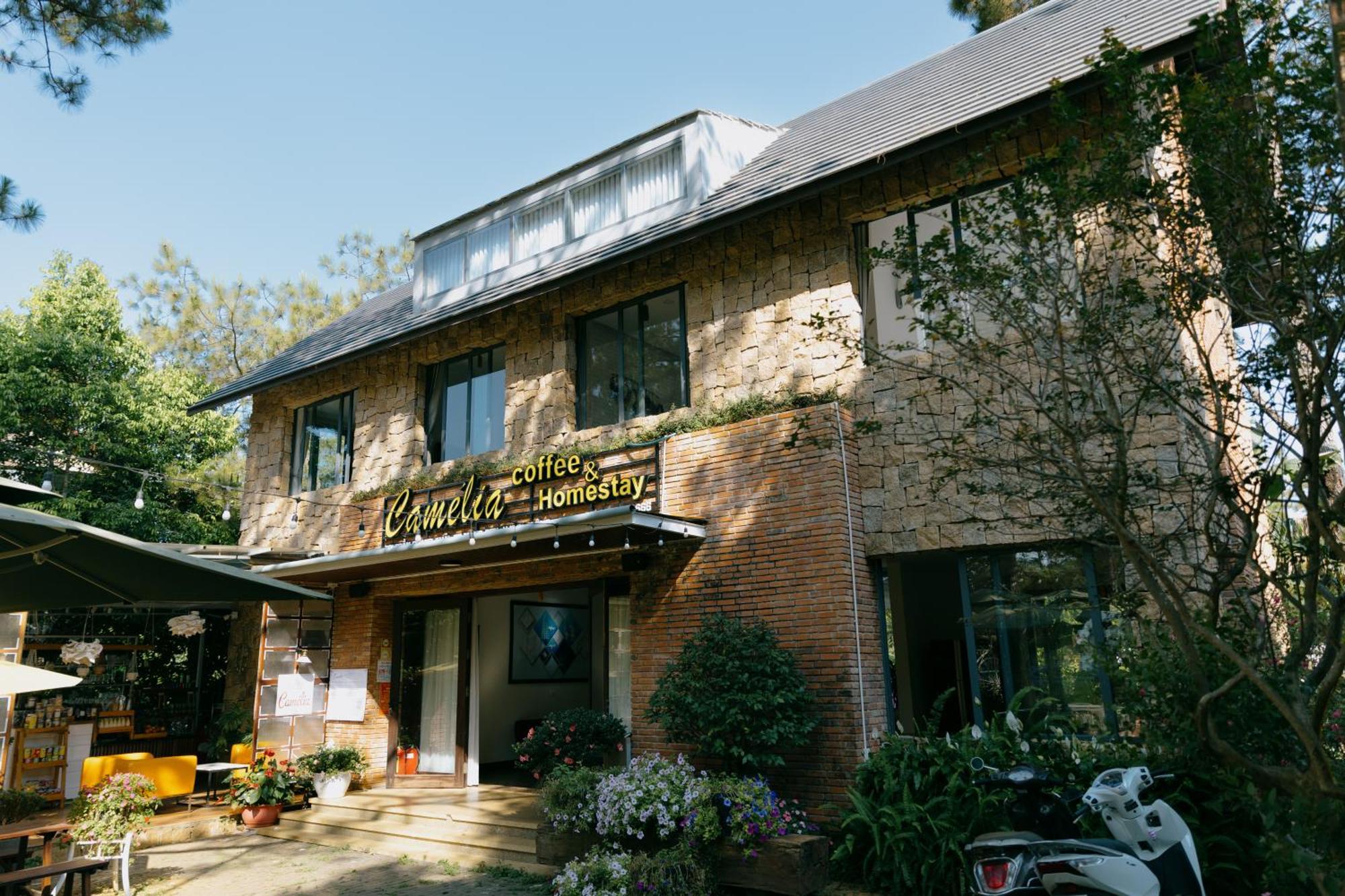 Camelia Coffee & Homestay Kon Von Kla Exteriör bild