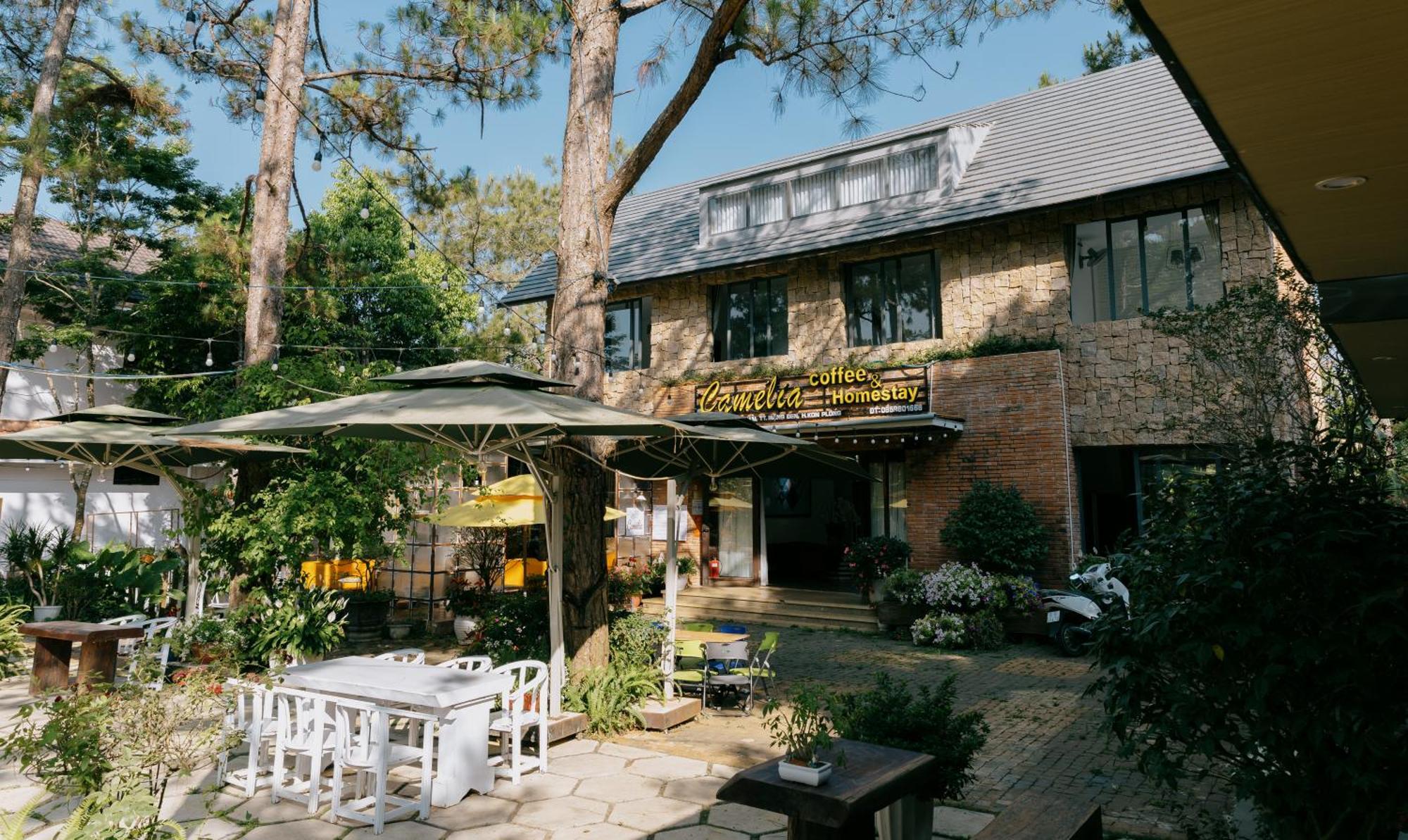 Camelia Coffee & Homestay Kon Von Kla Exteriör bild