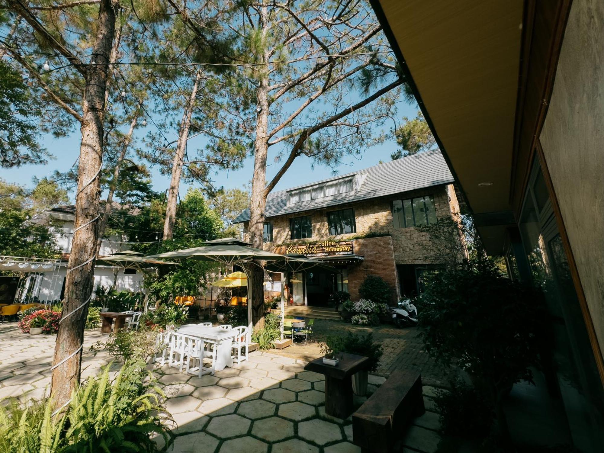 Camelia Coffee & Homestay Kon Von Kla Exteriör bild