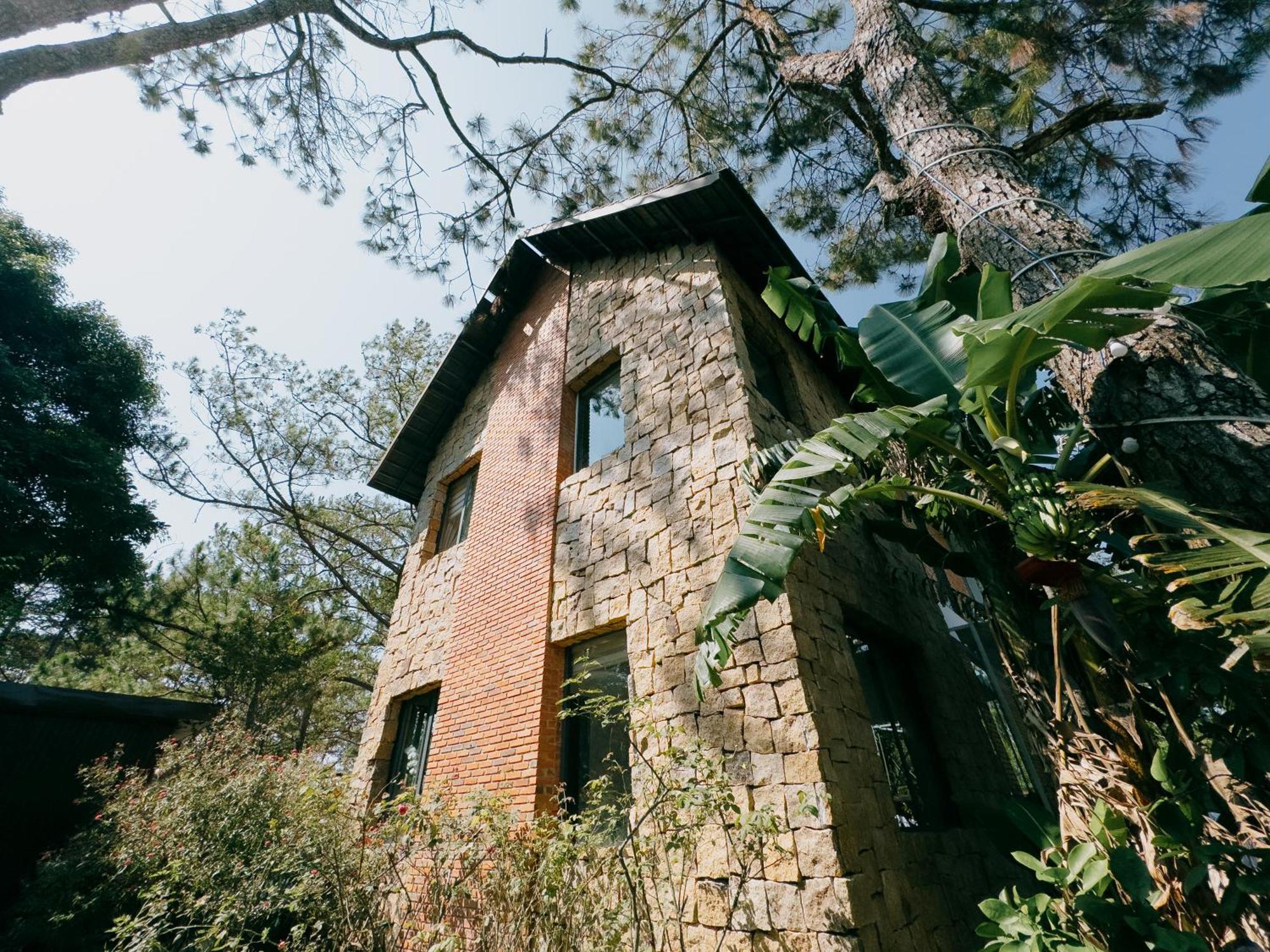 Camelia Coffee & Homestay Kon Von Kla Exteriör bild